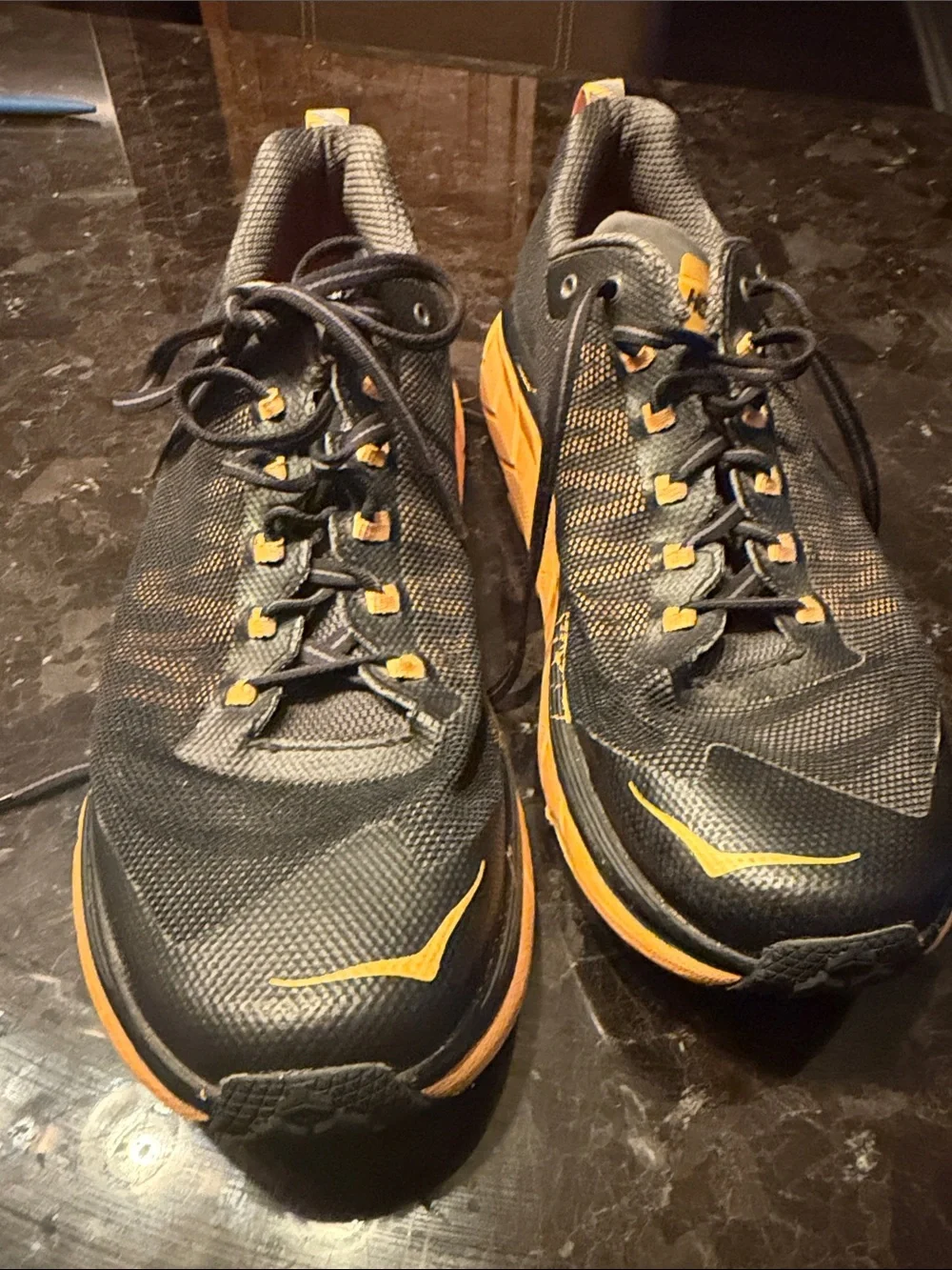 HOKA ONE ONE Challenger ATR 4 Trail Running Shoes Men’s Size 10 Black Orange